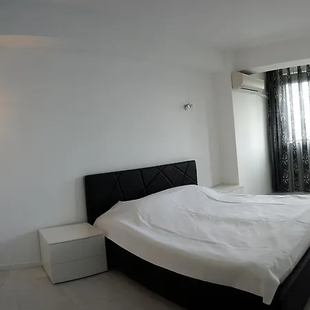 Sophia 2 Mamaia